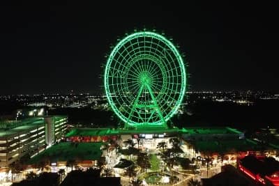 the wheel lighted green at icon park